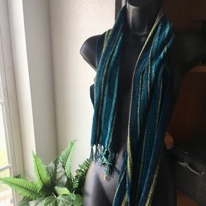 🌟🌊 4/$15 Beautiful rich colored textured wrap